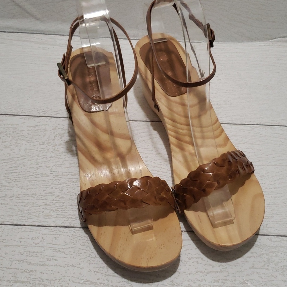 J. Crew new wood platforms ankle strap sandals 7 - Picture 2 of 8